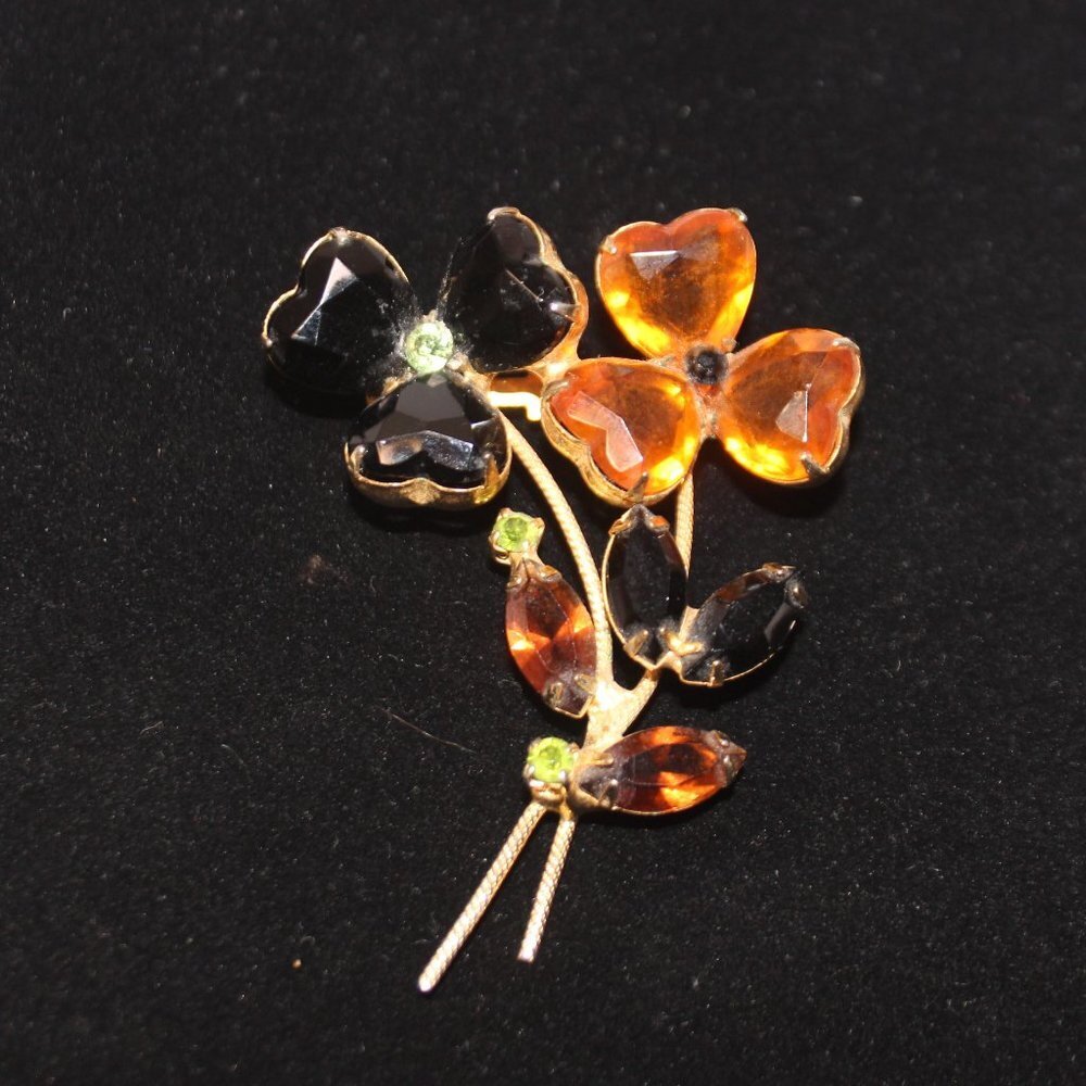 Vintage Amber Crystal and Black Galss Heart Shaped Flowers and Leaves Brooch - Picture 4 of 7